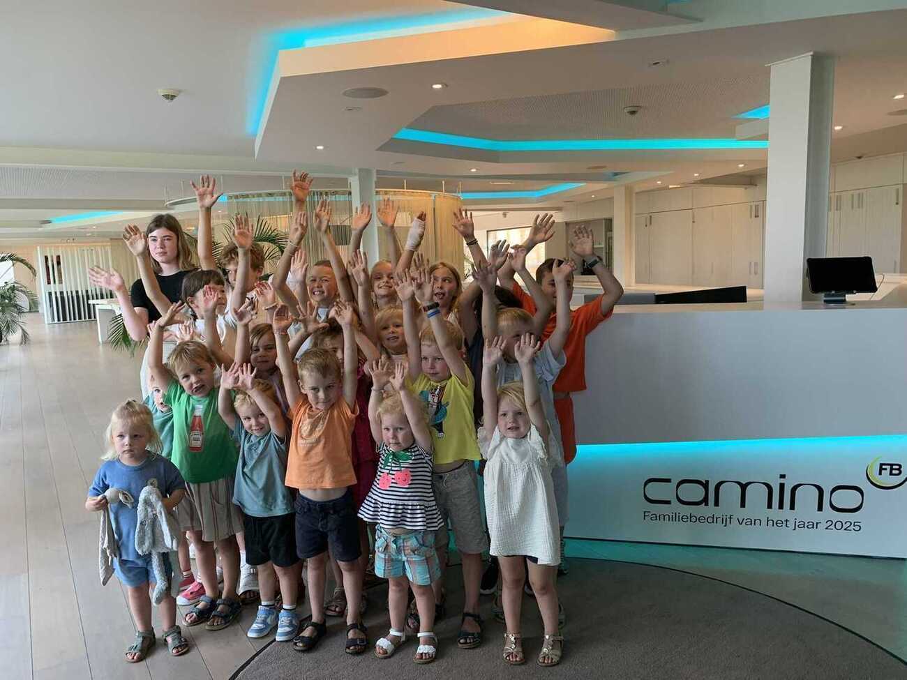 Samen naar het werk: hoe ons zomerkamp collega’s én gezinnen ontzorgt